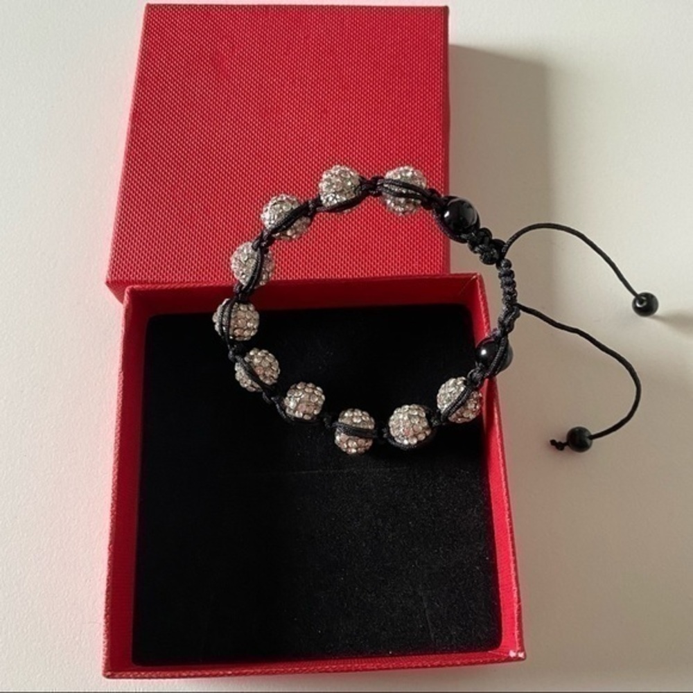 AVON Silver Swarovski Pave Diamond Crystal beaded black macrame bracelet NEW